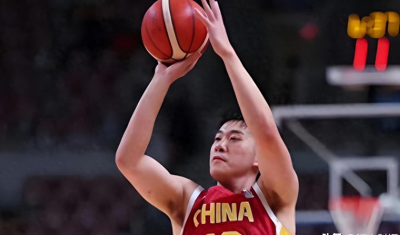 佛得角后卫迪尼伊：我们来世界杯不是陪跑，而是要全力拼下去