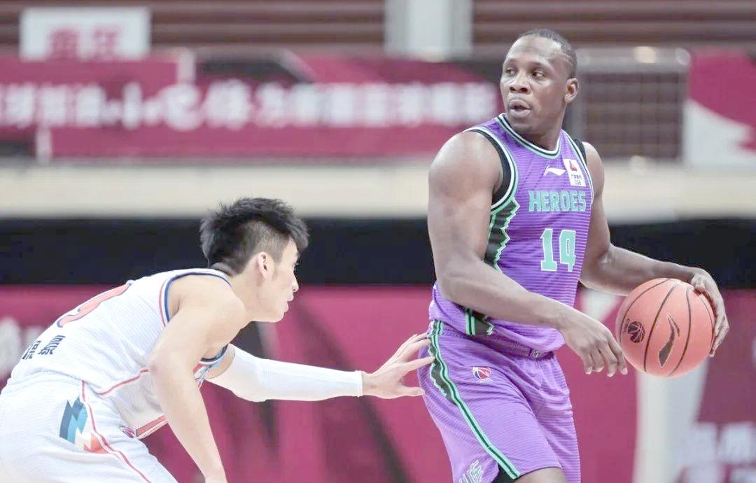 力压姚明！小斯：我是NBA历史第一个高中生身份获得年度最佳新秀