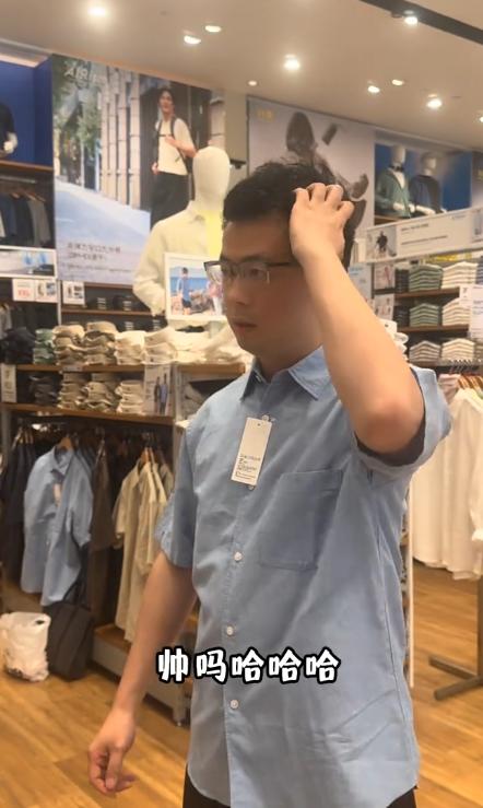 华体会体育大合同悬了，首发也没了？火箭13+6前锋迎激烈竞争，难逃替补命运