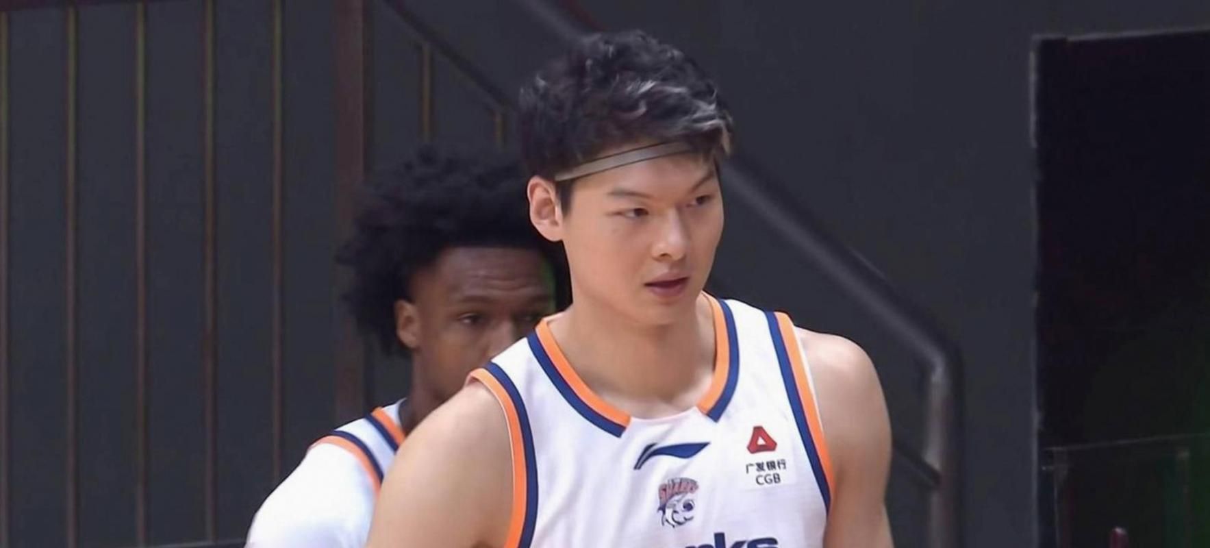 选秀专家更新森林狼28号签预测