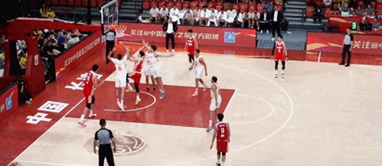 前绿军名宿吐槽尼克斯球迷