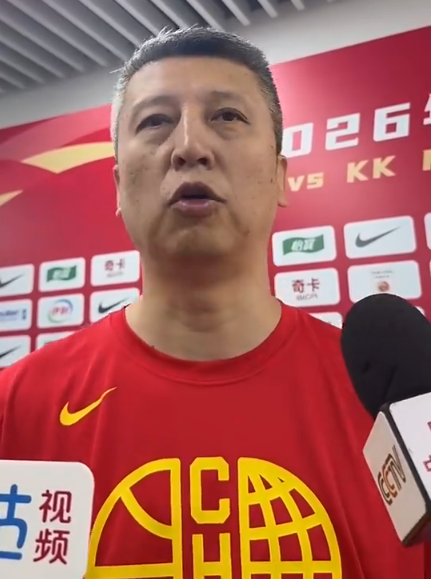 CBA 两届 MVP丁彦雨航蹭热度？FMVP创4大纪录！尴尬的是湖人超巨