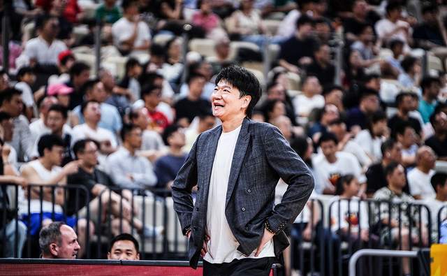 华体会体育53年的等待，恭喜尼克斯取得总冠军！